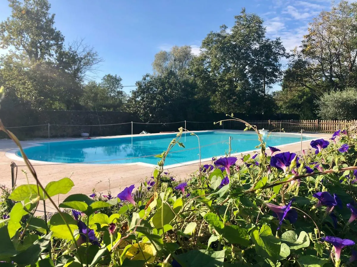 Farm stay Palazzo Di Monteoliveto Villa Monzambano