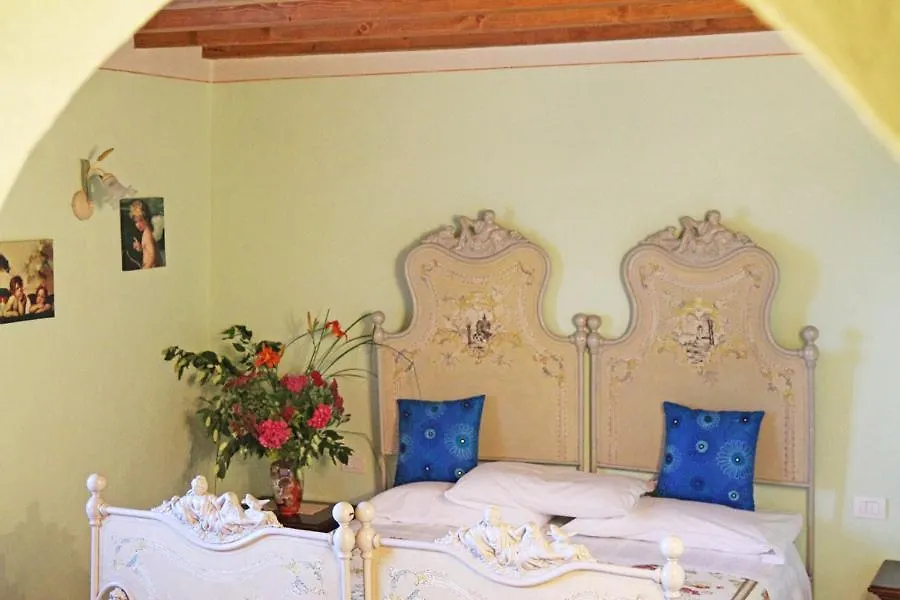 Farm stay Palazzo Di Monteoliveto Villa Monzambano
